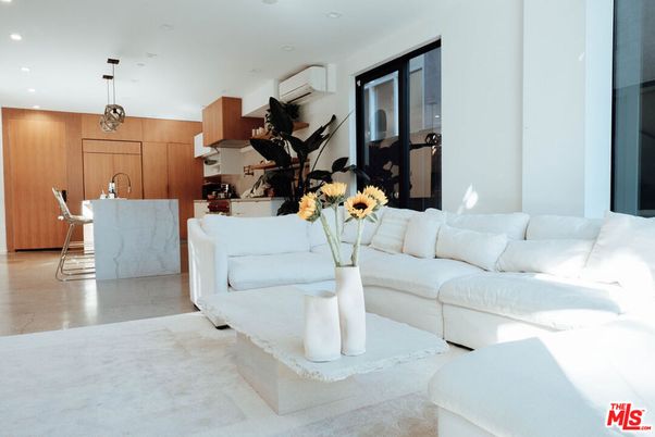 Interior, Kitchen, Living room, Pendant Lights, Recessed Lighting