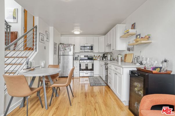 Dining room, Interior, Kitchen, Stainless Steel Appliances, Wood Texture Flooring