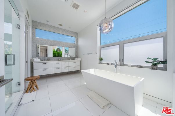 Bathroom, Dual Sink Vanities, Free Standing Baths, Interior, Pendant Lights, Recessed Lighting