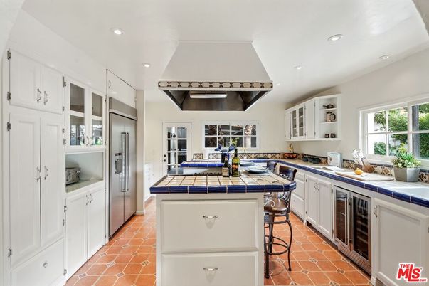 Interior, Kitchen, Recessed Lighting, Tile Countertops
