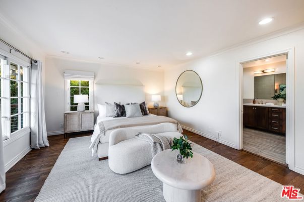 Bathroom, Bedroom, Interior, Recessed Lighting, Wood Texture Flooring