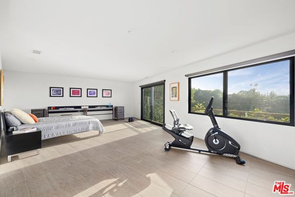 Bedroom, Fitness Equipment, Interior, Recessed Lighting, Wood Texture Flooring