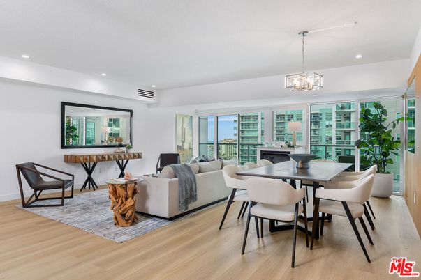 Dining room, Interior, Living room, Pendant Lights, Recessed Lighting, Wood Texture Flooring
