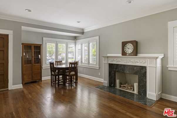 Dining room, Fireplace, Interior, Recessed Lighting, Wood Texture Flooring