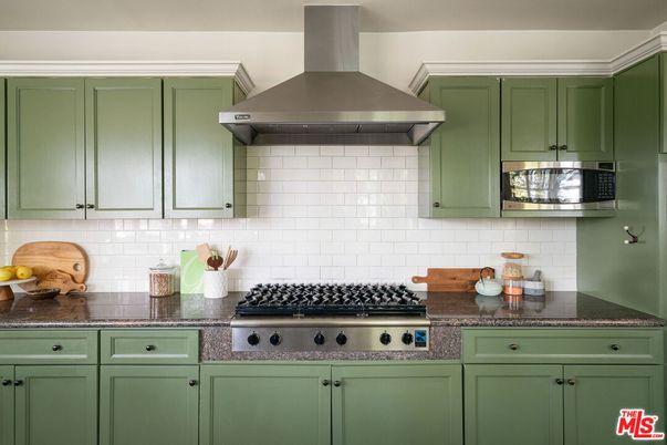 Interior, Kitchen, Stainless Steel Appliances