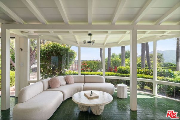 Interior, Living room, Sun Room