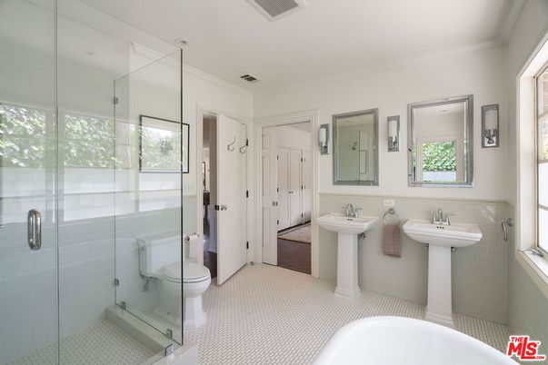 Bathroom, Dual Sink Vanities, Glass Shower, Interior