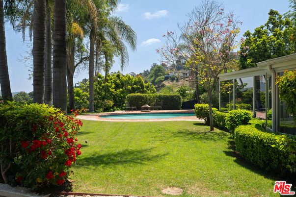 Backyard, Exterior, Pool