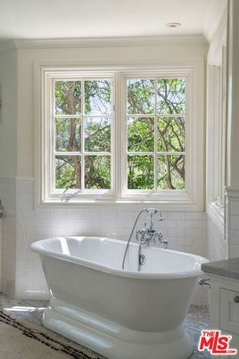 Bathroom, Free Standing Baths, Interior, Recessed Lighting