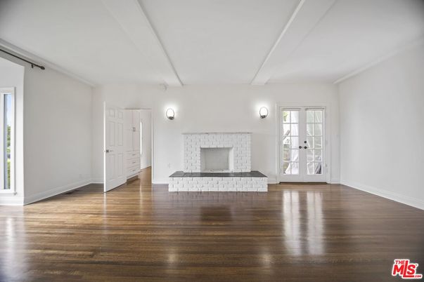 Empty room, Fireplace, Interior, Wood Texture Flooring