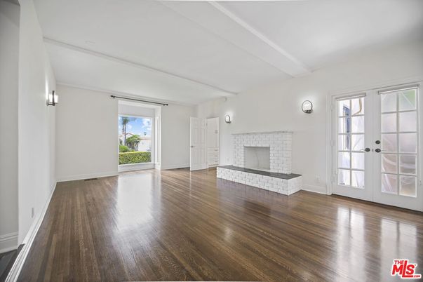 Empty room, Fireplace, Interior, Wood Texture Flooring