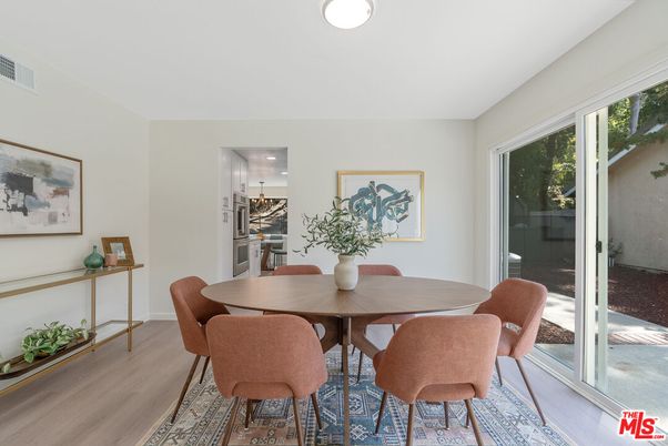 Dining room, Interior, Kitchen, Recessed Lighting, Wood Texture Flooring