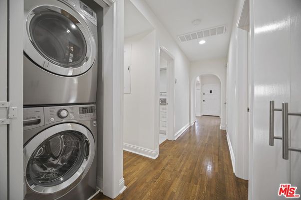 Interior, Recessed Lighting, Utility Closets, Washer, Wood Texture Flooring