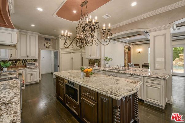 Chandelier, Interior, Kitchen, Recessed Lighting, Stainless Steel Appliances, Wood Texture Flooring