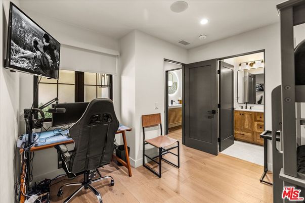 Home Office, Interior, Recessed Lighting, Wood Texture Flooring