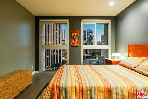 Bedroom, Fireplace, Interior, Recessed Lighting