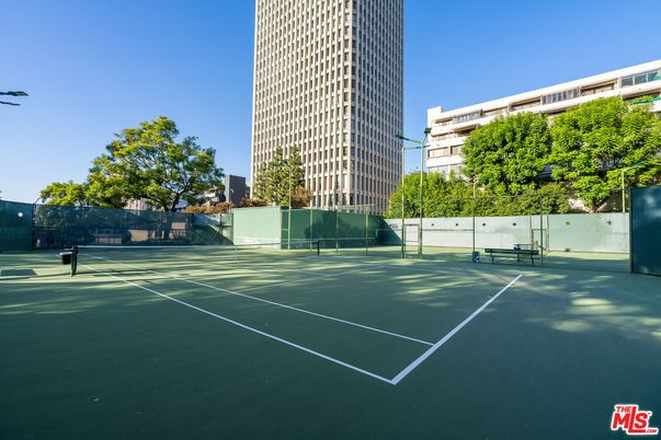 Exterior, Tennis Courts