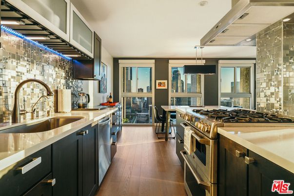 Dining room, Interior, Kitchen, Pendant Lights, Stainless Steel Appliances, Wood Texture Flooring
