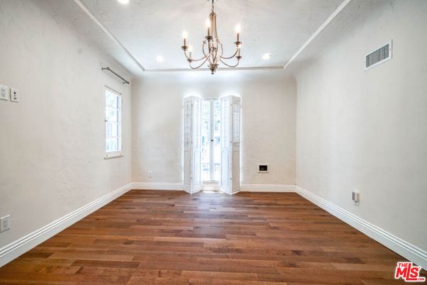 Chandelier, Empty room, Interior, Recessed Lighting, Wood Texture Flooring