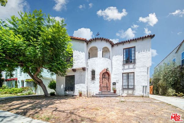 Backyard, Exterior, Facade, Spanish Mediterranean