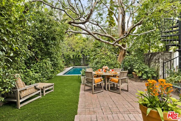 Backyard, Exterior, Pool