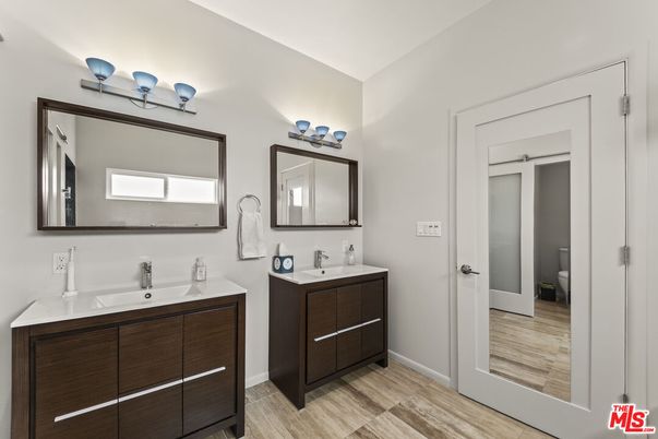 Bathroom, Dual Sink Vanities, Interior, Wood Texture Flooring