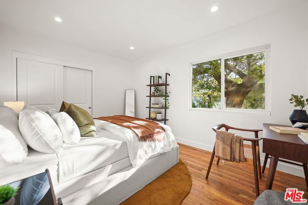 Bedroom, Home Office, Interior, Recessed Lighting, Wood Texture Flooring