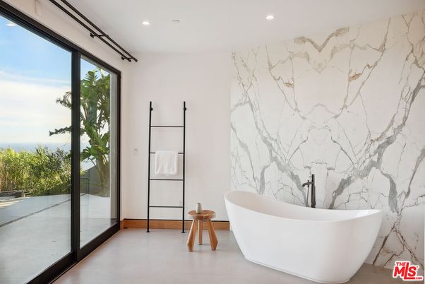 Bathroom, Free Standing Baths, Interior, Marble Walls, Recessed Lighting