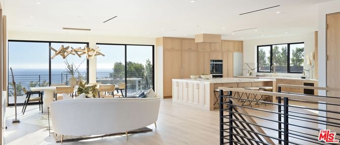 Dining room, Interior, Kitchen, Pendant Lights, Recessed Lighting, Water, Wood Texture Flooring