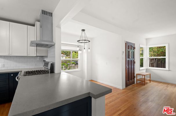 Interior, Kitchen, Pendant Lights, Wood Texture Flooring