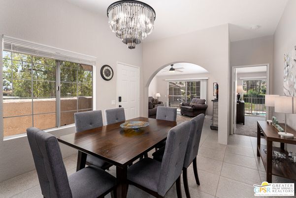 Chandelier, Dining room, Interior, Living room