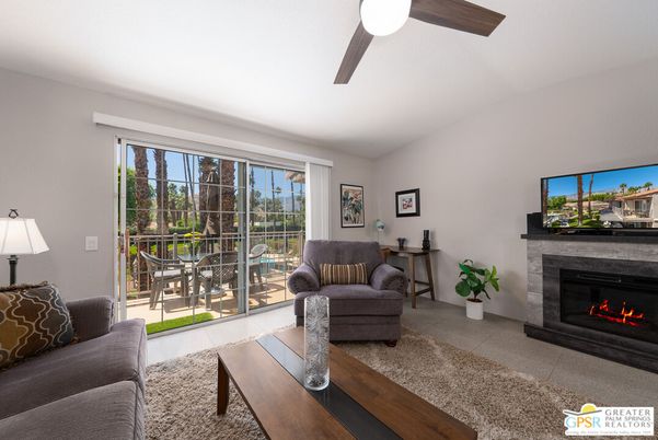 Fireplace, Interior, Living room