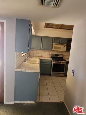 Interior, Kitchen, Tile Countertops