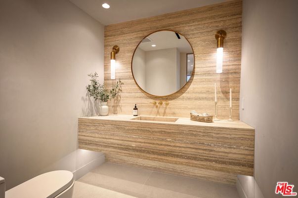 Bathroom, Interior, Recessed Lighting