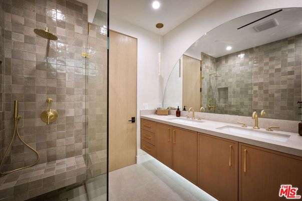 Bathroom, Dual Sink Vanities, Glass Shower, Interior, Recessed Lighting