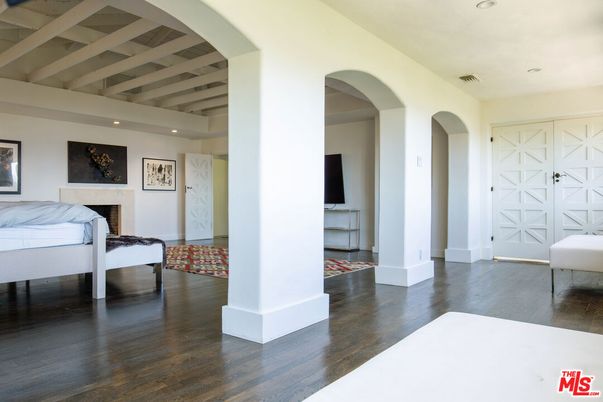 Fireplace, Interior, Recessed Lighting, Wood Texture Flooring