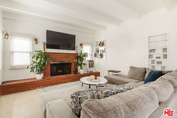 Fireplace, Interior, Living room