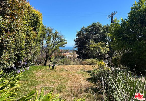 Backyard, Exterior, Water