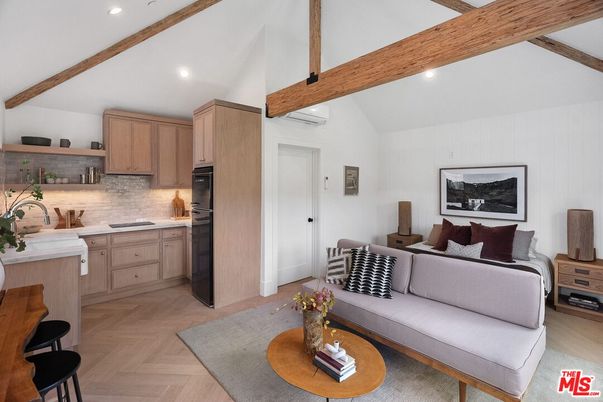 Interior, Kitchen, Living room, Recessed Lighting, Wooden Beams, Wood Texture Flooring