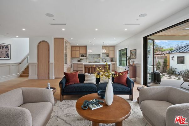 Interior, Kitchen, Living room, Pendant Lights, Recessed Lighting, Wood Texture Flooring