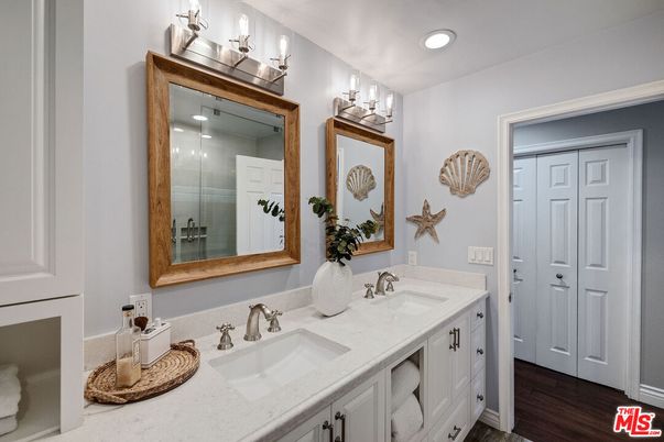 Bathroom, Dual Sink Vanities, Interior, Recessed Lighting, Wood Texture Flooring