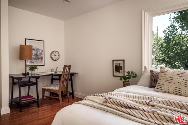 Bedroom, Home Office, Interior, Recessed Lighting, Wood Texture Flooring