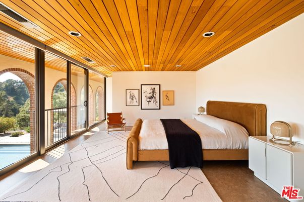 Bedroom, Interior, Recessed Lighting, Wooden Ceilings, Wood Texture Flooring
