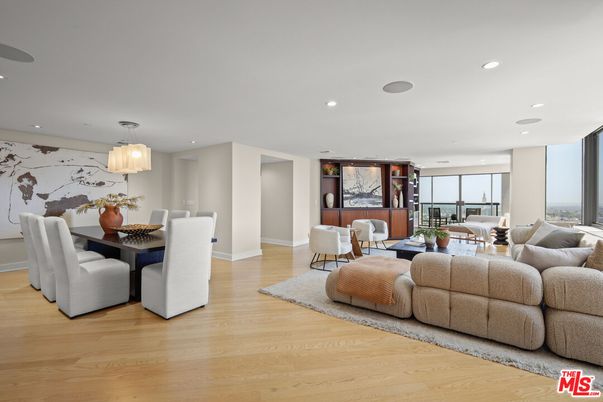 Dining room, Interior, Living room, Pendant Lights, Recessed Lighting, Wood Texture Flooring