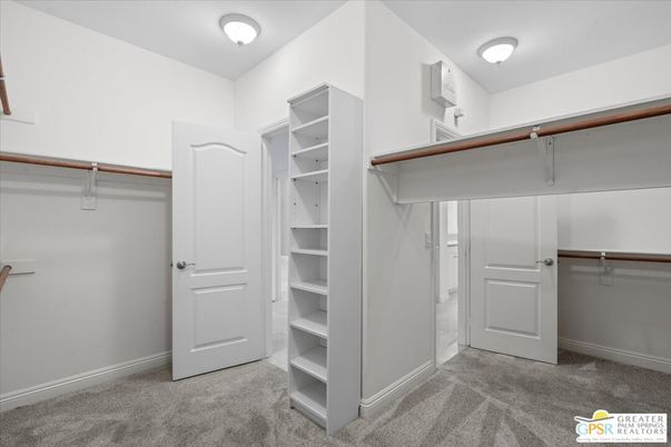 Interior, Walk-in Closets