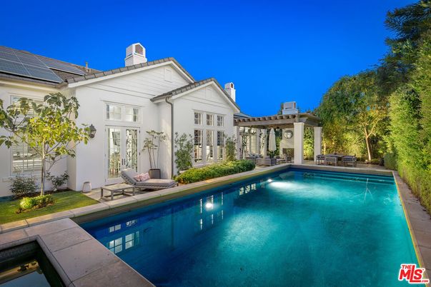 Exterior, Pool, Solar Panels