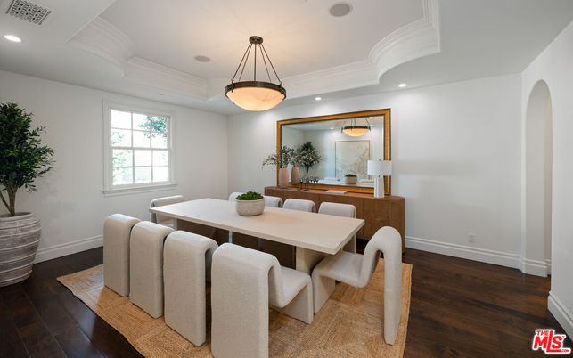 Dining room, Interior, Pendant Lights, Recessed Lighting, Wood Texture Flooring