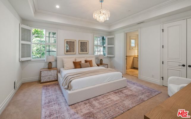 Bedroom, Chandelier, Interior, Recessed Lighting