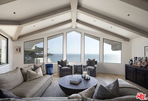 Interior, Living room, Recessed Lighting, Water, Wooden Beams, Wood Texture Flooring