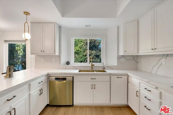 Interior, Kitchen, Marble Walls, Pendant Lights, Recessed Lighting, Wood Texture Flooring